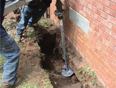 When to Call a Contractor for Foundation Repair in Marco Island